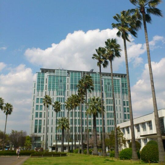 Fotos En 大阪市立大学 学術情報総合センター Biblioteca Universitaria En 大阪市