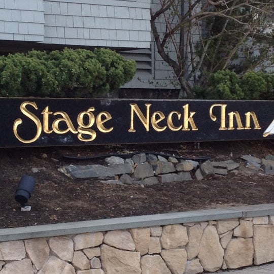 รูปภาพถ่ายที่ Stage Neck Inn โดย Joanne S. เมื่อ 4/10/2012