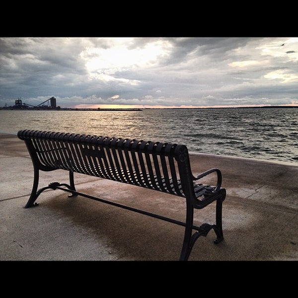 Jackson Street Pier Harbor / Marina in Sandusky