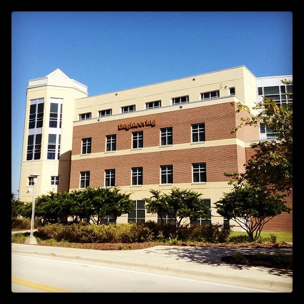 UCF Engineering II (ENG2) 3 tips from 834 visitors