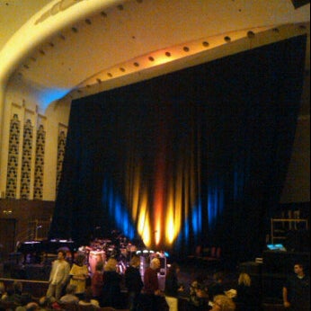 Foto diambil di Liverpool Philharmonic Hall oleh Deryck T. pada 10/16/2011