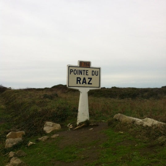Foto tirada no(a) Pointe du Raz por Im K. em 1/29/2012