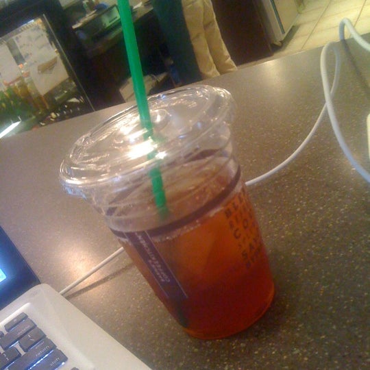 6/25/2012にKeri M.がBarnie&#39;s Coffee &amp; Tea Co.で撮った写真