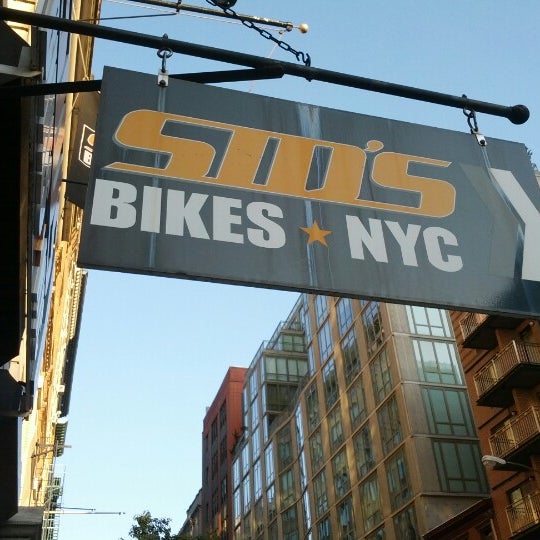 Photo taken at Sid&#39;s Bikes NYC by Eric G. on 8/28/2012