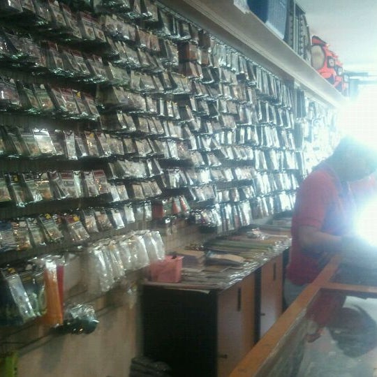 Foto Di Toko Pancing Jackpot 2 Tips Dari 51 Pengunjung