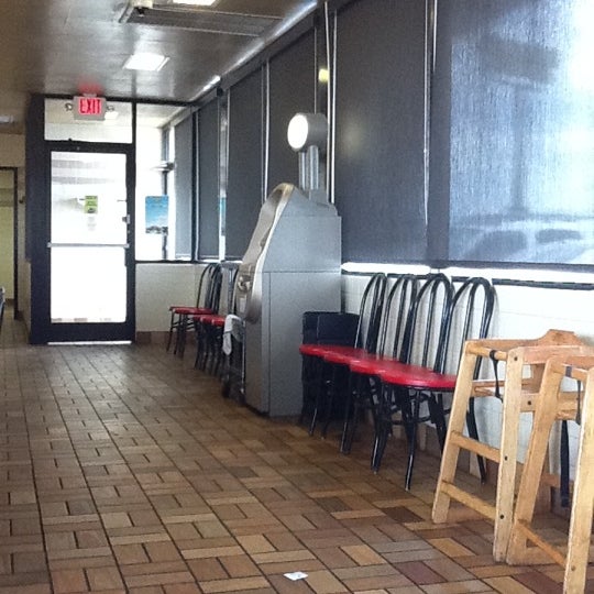 Photos at Waffle House Lakeland, TN