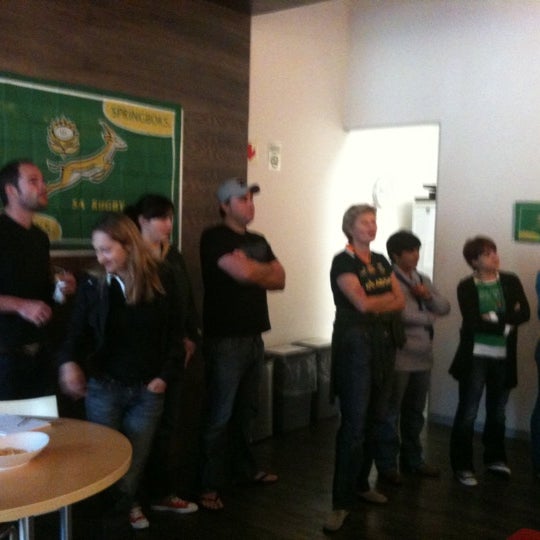 Dark Horse Saloon Zonnebloem 9 visitors