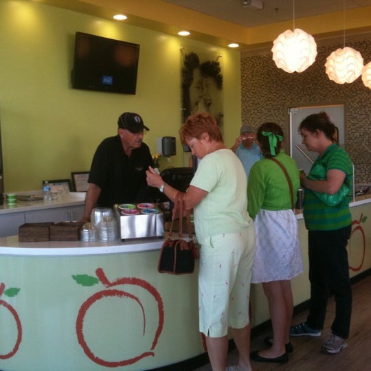 Photo taken at Peachwave by Todd Y. on 3/6/2011