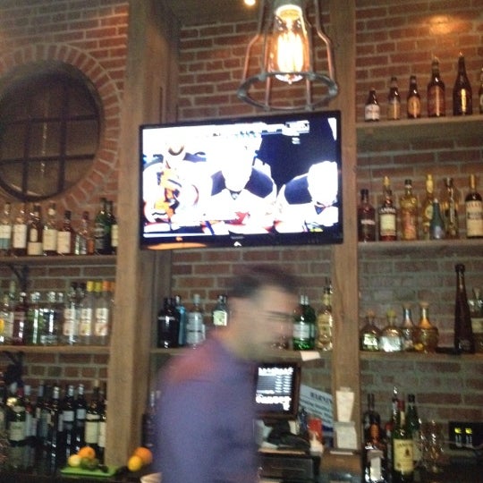 5/24/2012にStephanie M.がBoxcar Bar &amp; Grillで撮った写真