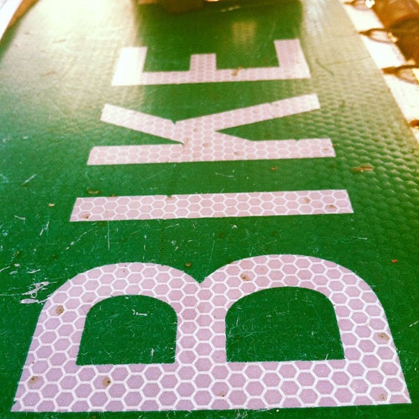 Bike and Roll DC Bike Rental in NoMa