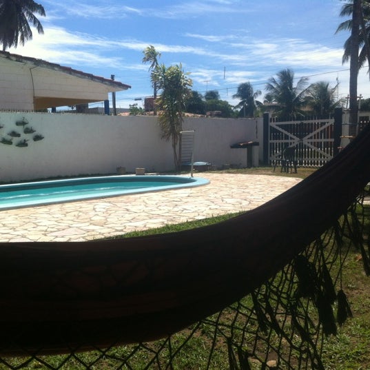 Das Foto wurde bei La Rocca Brasil - Beach Hostel Porto de Galinhas von Estefania V. am 4/3/2012 aufgenommen