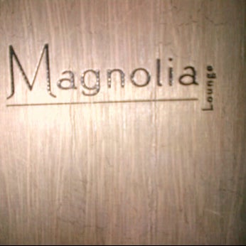 Photo prise au Magnolia Lounge par James C. le10/23/2011