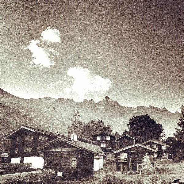 Das Foto wurde bei Bellwald - Ihr Schweizer Ferienort von Snowest am 7/23/2012 aufgenommen