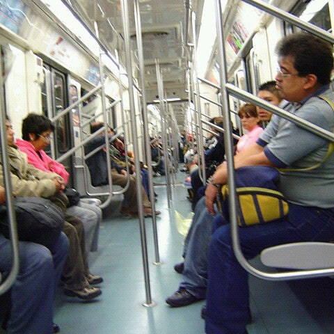 Photos at Metro Hidalgo (Líneas 2 y 3) - Av. Paseo de la Reforma