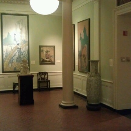 Das Foto wurde bei Newport Art Museum von Jake S. am 6/23/2012 aufgenommen