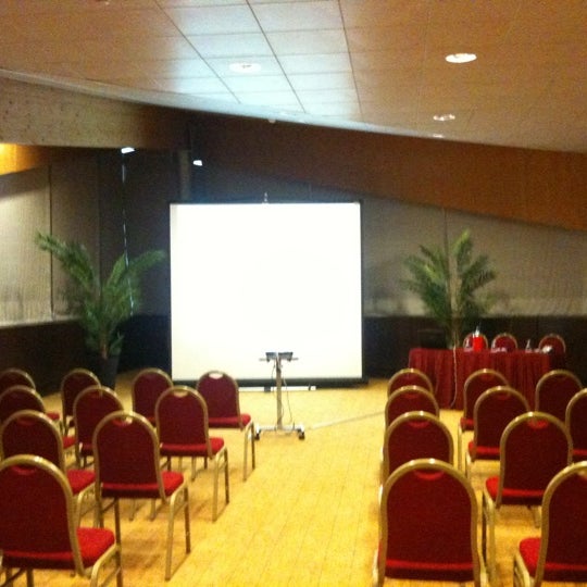Photo taken at Four Points by Sheraton Padova Hotel &amp; Conference Center by Stefano P. on 10/28/2011