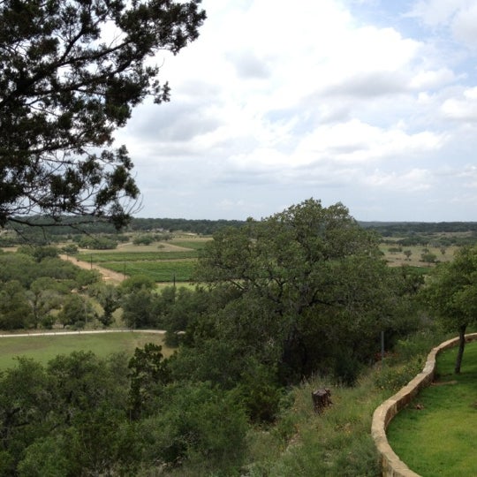 Foto scattata a Driftwood Estate Winery da Basia K. il 6/14/2012