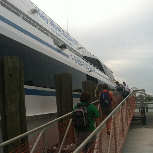 6/8/2012 tarihinde DocnRutter S.ziyaretçi tarafından Key West Express'de çekilen fotoğraf