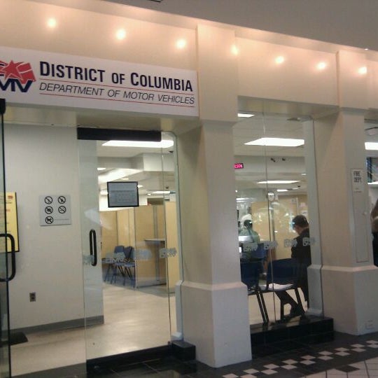 DC DMV (Artık Kapalı) Washington'da Devlet Binası'da
