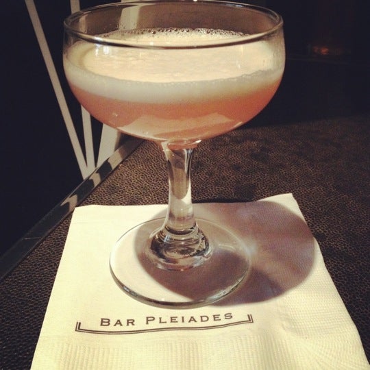 5/24/2012 tarihinde Jessica C.ziyaretçi tarafından Bar Pleiades'de çekilen fotoğraf