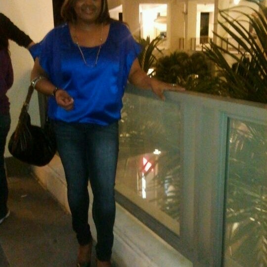Photos At Cobb Movie Theatres 16 Palm Beach Gardens Multiplex In