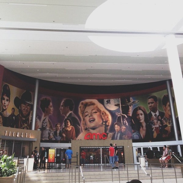 AMC Plaza Bonita 14 - 3050 Plaza Bonita Rd