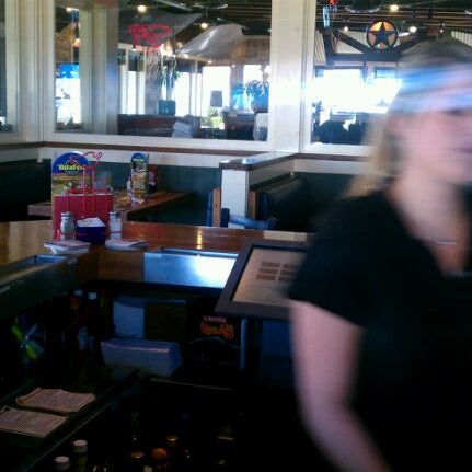 Photo taken at Chili&#39;s Grill &amp; Bar by Billy M. on 10/18/2011
