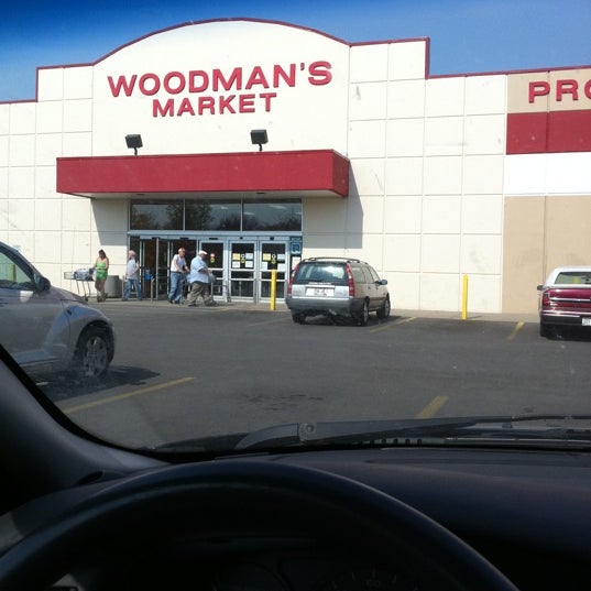 Woodman's Food Market Grocery Store