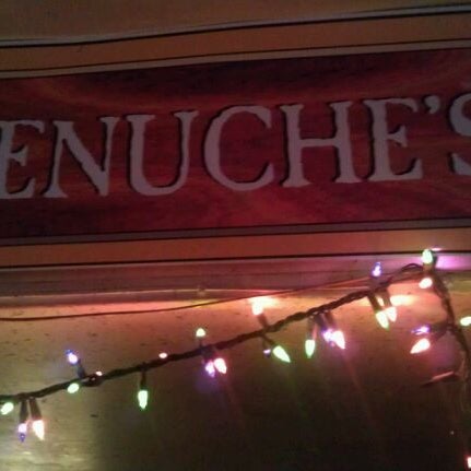 Foto tirada no(a) Penuche&#39;s Ale House por Shawn M. em 11/12/2011