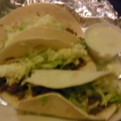 Das Foto wurde bei The Border Mexican Restaurant von Courtney P. am 9/8/2012 aufgenommen