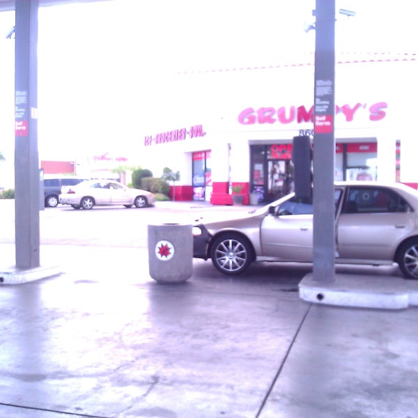 Grumpy's Gas (Now Closed) - 8601 W Charleston Blvd