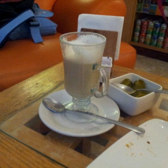 Foto scattata a marago cafe gourmet da Rene Esau S. il 6/16/2012
