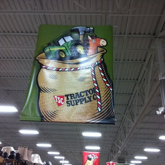 Tractor Supply Co. Hardware Store in Ennis