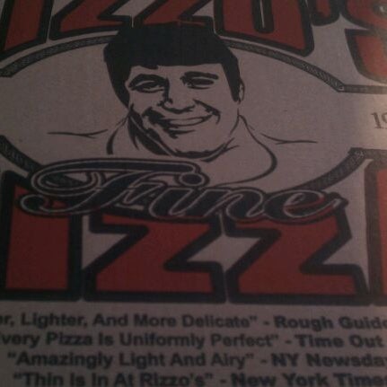 12/2/2011にBruno L.がRizzo&#39;s Fine Pizzaで撮った写真