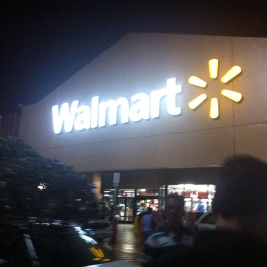 Walmart (Now Closed) Hatillo, Hatillo Municipio