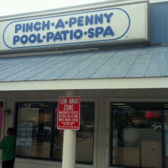 Photo taken at Pinch A Penny Pool Patio Spa by Steven /. on 3/31/2012