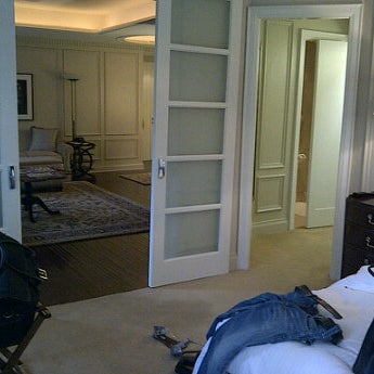 Foto tirada no(a) Windsor Arms Hotel por Brooke G. em 9/13/2011