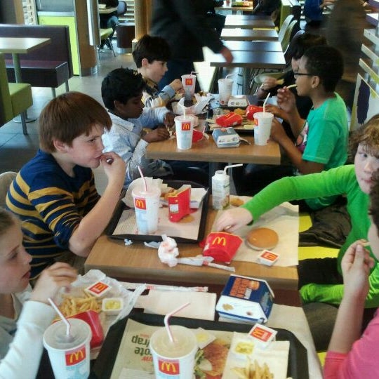 Photo taken at McDonald&#39;s by Frank B. on 3/30/2012