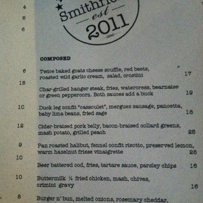 รูปภาพถ่ายที่ Smithfields Restaurant &amp; Bar โดย Abby O. เมื่อ 9/1/2012