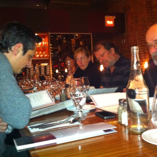 4/25/2012 tarihinde Startupcoachziyaretçi tarafından Restaurant Misto'de çekilen fotoğraf