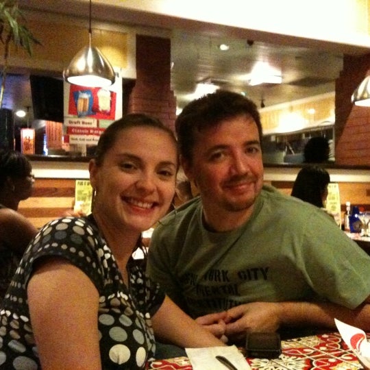 Photo taken at Chili&#39;s Grill &amp; Bar by Mariann F. on 6/3/2011