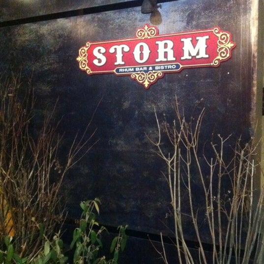 รูปภาพถ่ายที่ Storm Rhum Bar &amp; Bistro โดย 365Atlanta.com เมื่อ 3/5/2012