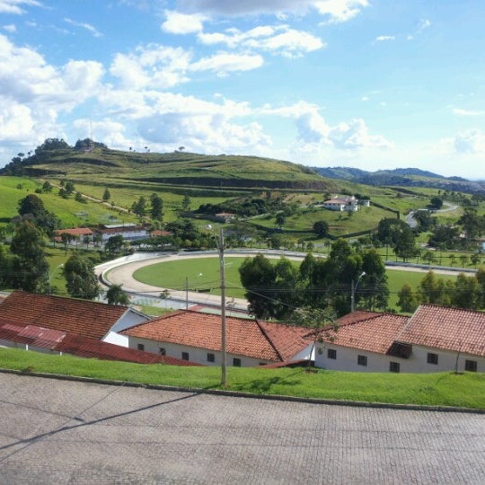 6/9/2012 tarihinde Daniel D.ziyaretçi tarafından Hotel Fazenda Vale do Sol'de çekilen fotoğraf