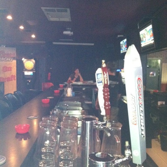 9/14/2011にBonnie M.がBurton&#39;s Barで撮った写真