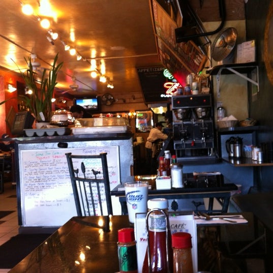 Foto tirada no(a) Soma Inn Café por Kristaps G. em 3/4/2012