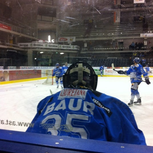 Photo taken at Palaonda Sparkasse Arena by Gaetano on 3/24/2012