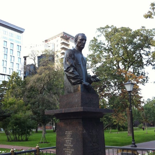 Памятник собчаку в санкт петербурге