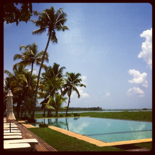 รูปภาพถ่ายที่ Kumarakom Lake Resort โดย João C. เมื่อ 9/6/2012
