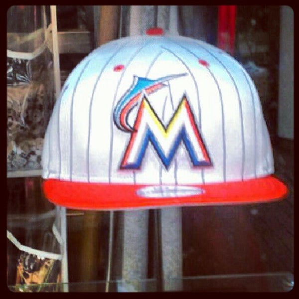 sneaker villa chestnut street