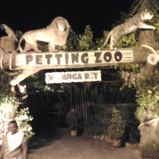 Sissy Island Petting Zoo